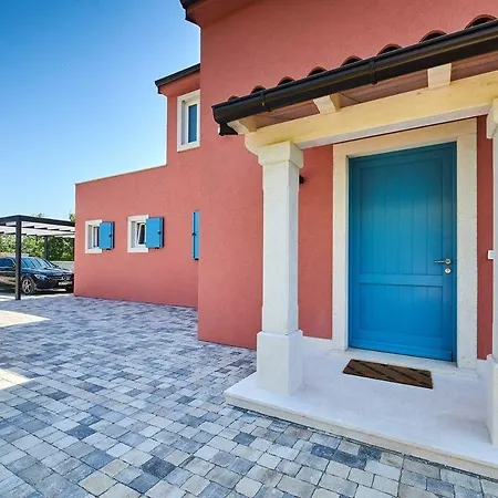 Cali Holiday home